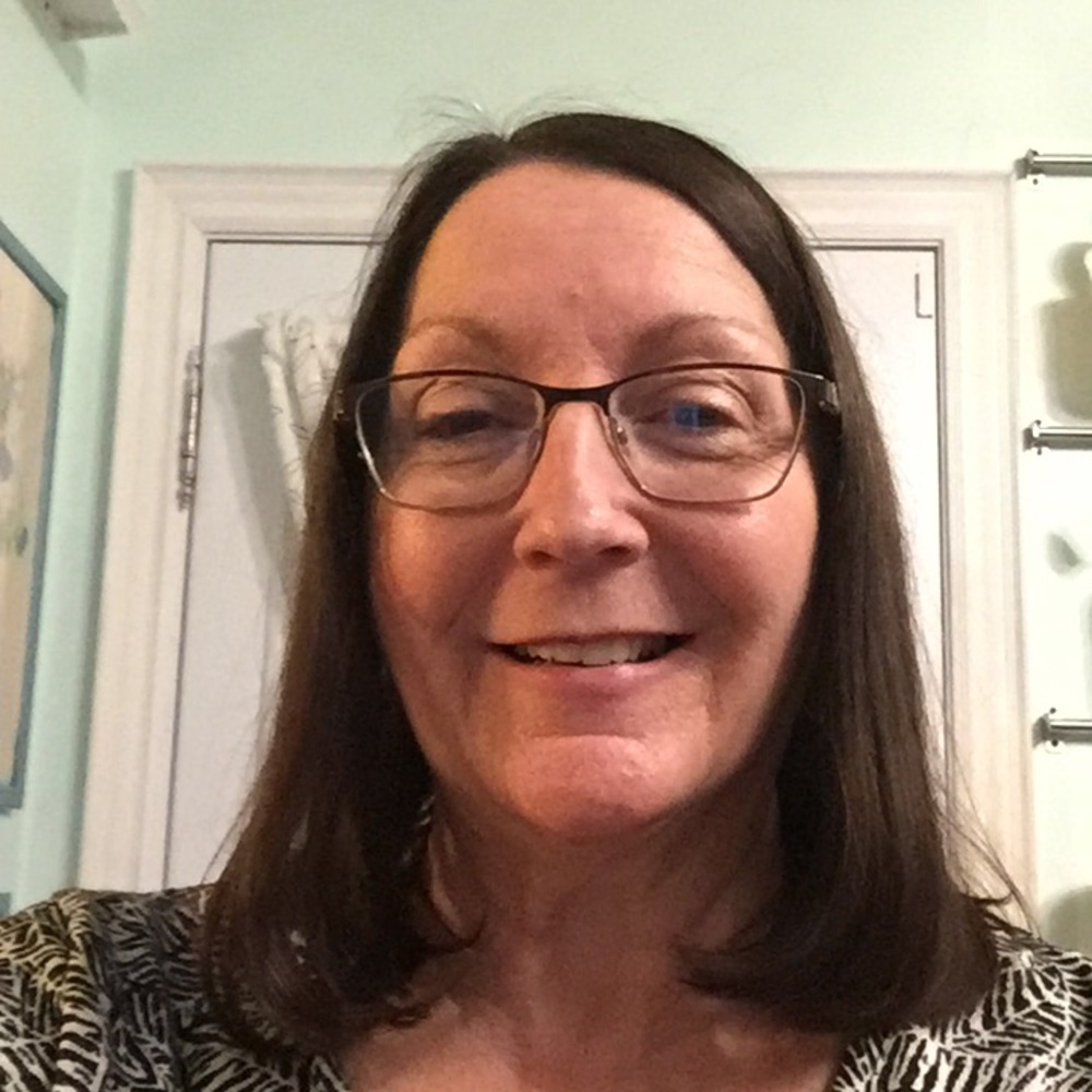 Meet your Posher, Elaine